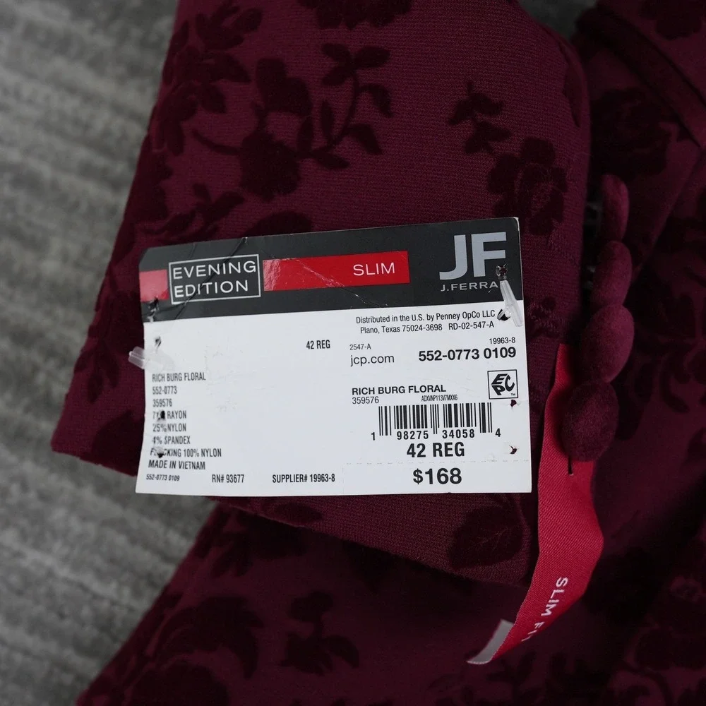 JF J. Ferrar Men Slim Fit Evening Edition Burgundy Floral Velvet Blazer  42R New